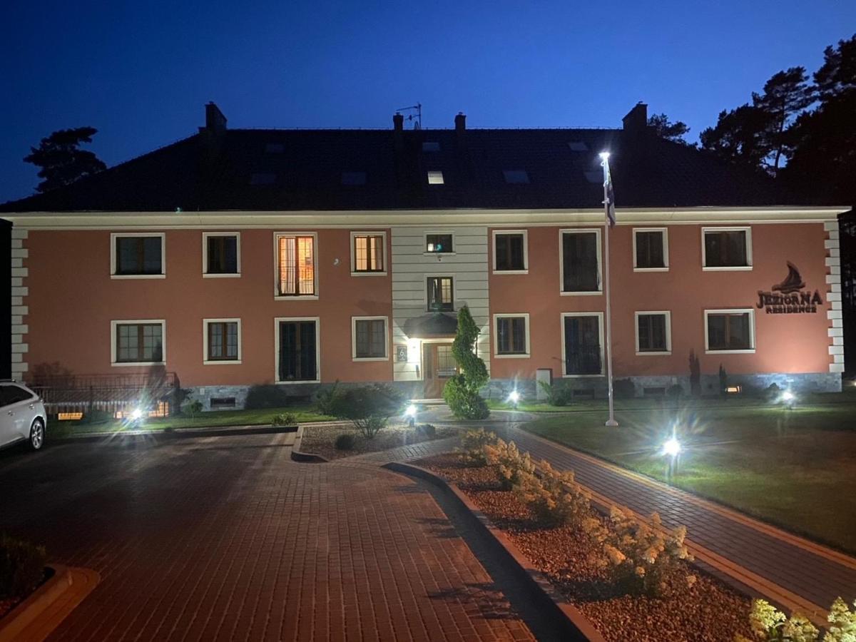 Przytulny Apartament Z Kominkiem Przy Jeziorze ボルネ・スリノボ エクステリア 写真